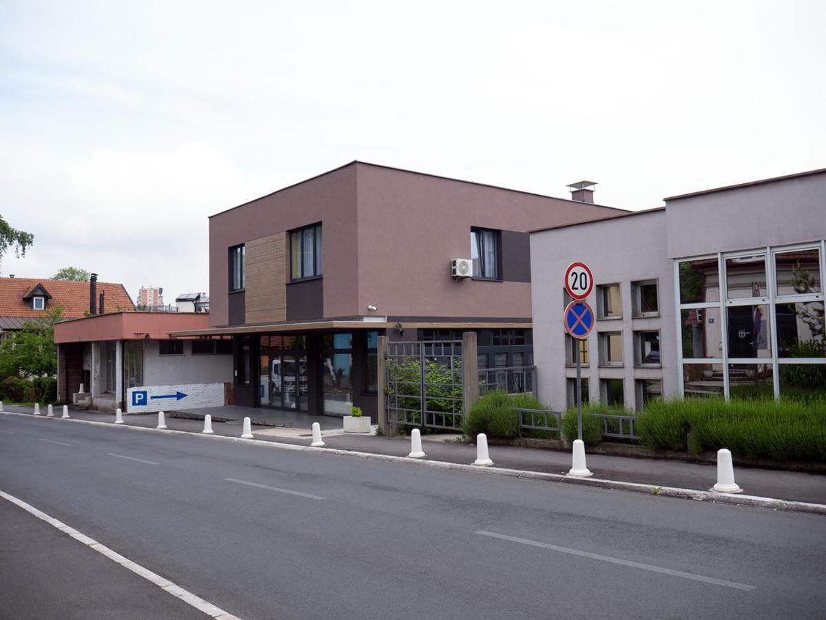 Motel Rezime Zenica Luaran gambar